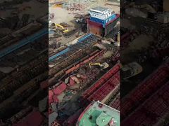 Melihat Lebih Dekat: Geser Logam Scrap Bergerak Geser Hidraulik Ekskavator Pembongkaran Jangkauan Tinggi